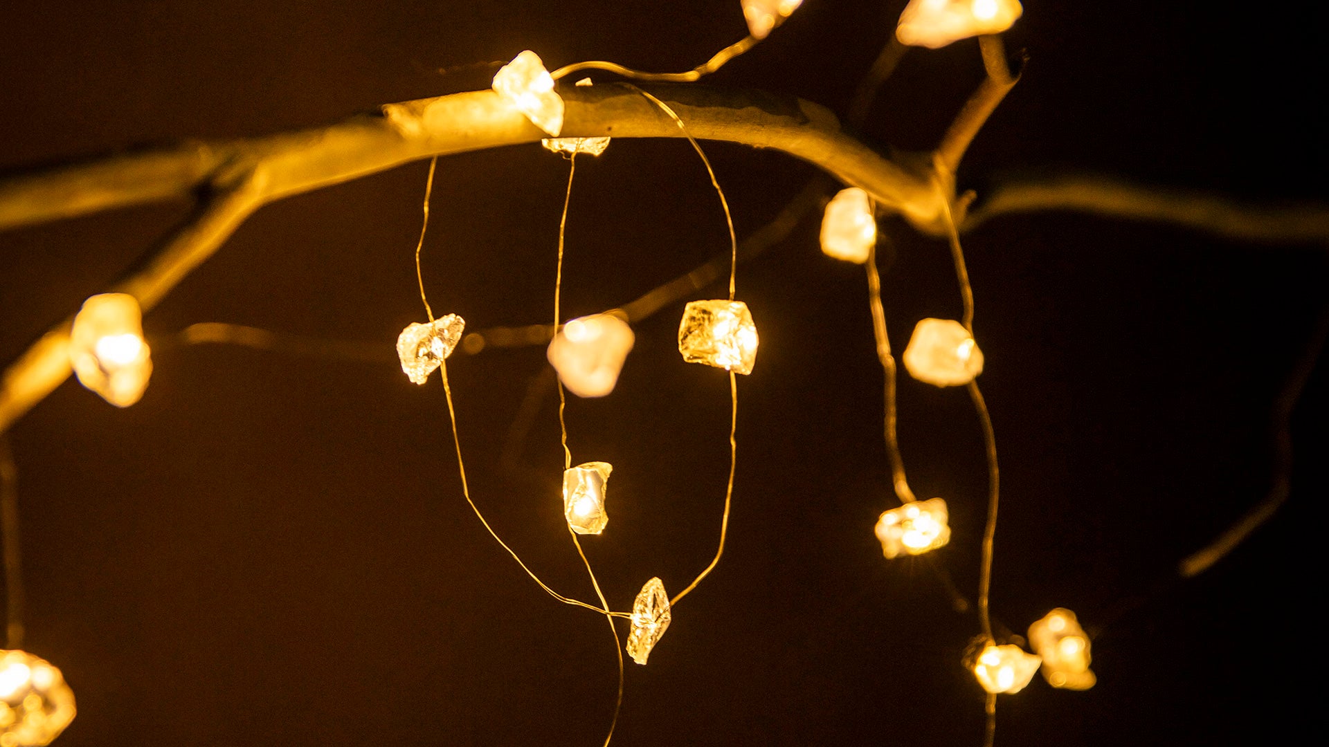 String Lights Desktop Wallpaper Download Illuminate Your Holiday