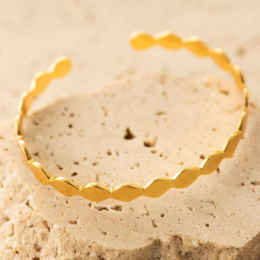 Hammered Bangle Gold Plated