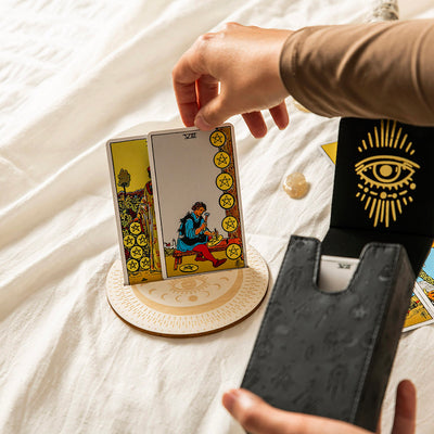 Half Moon Card Holder Eye of Protection