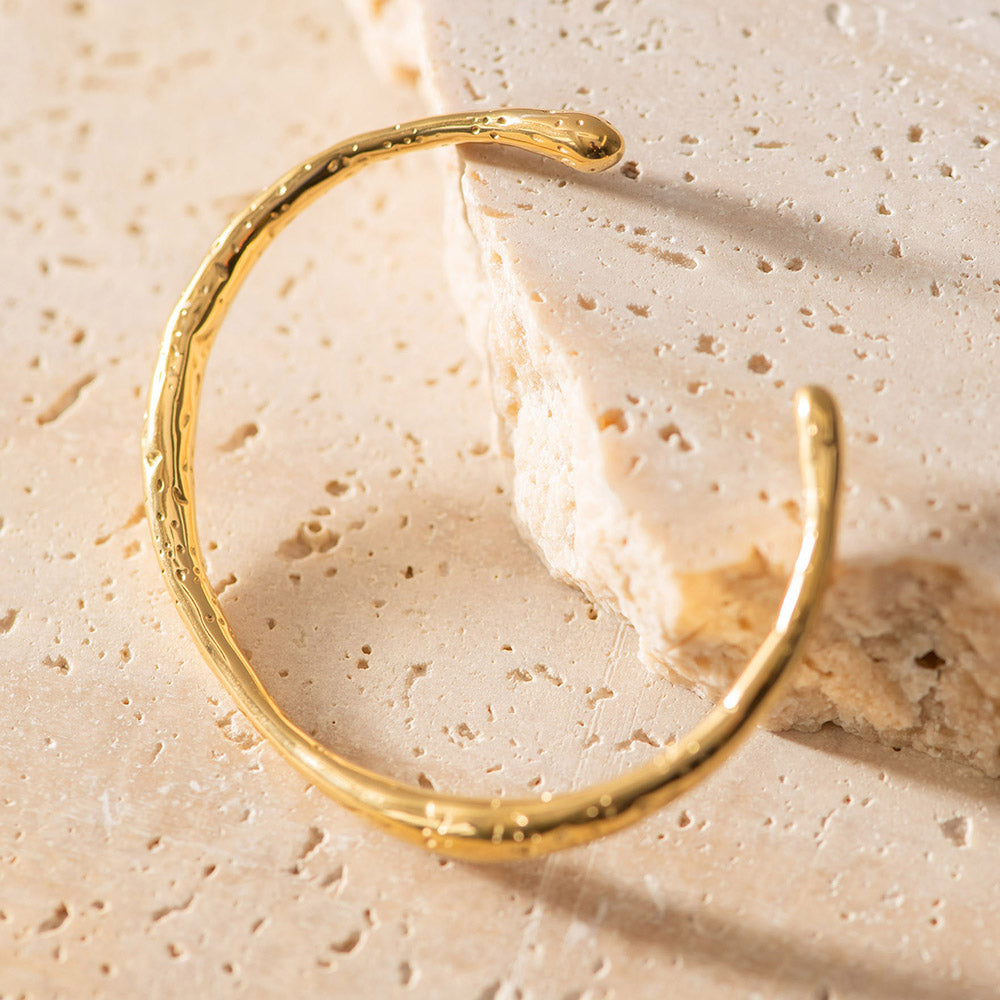 Bangle Organic Shape Gold Plated
