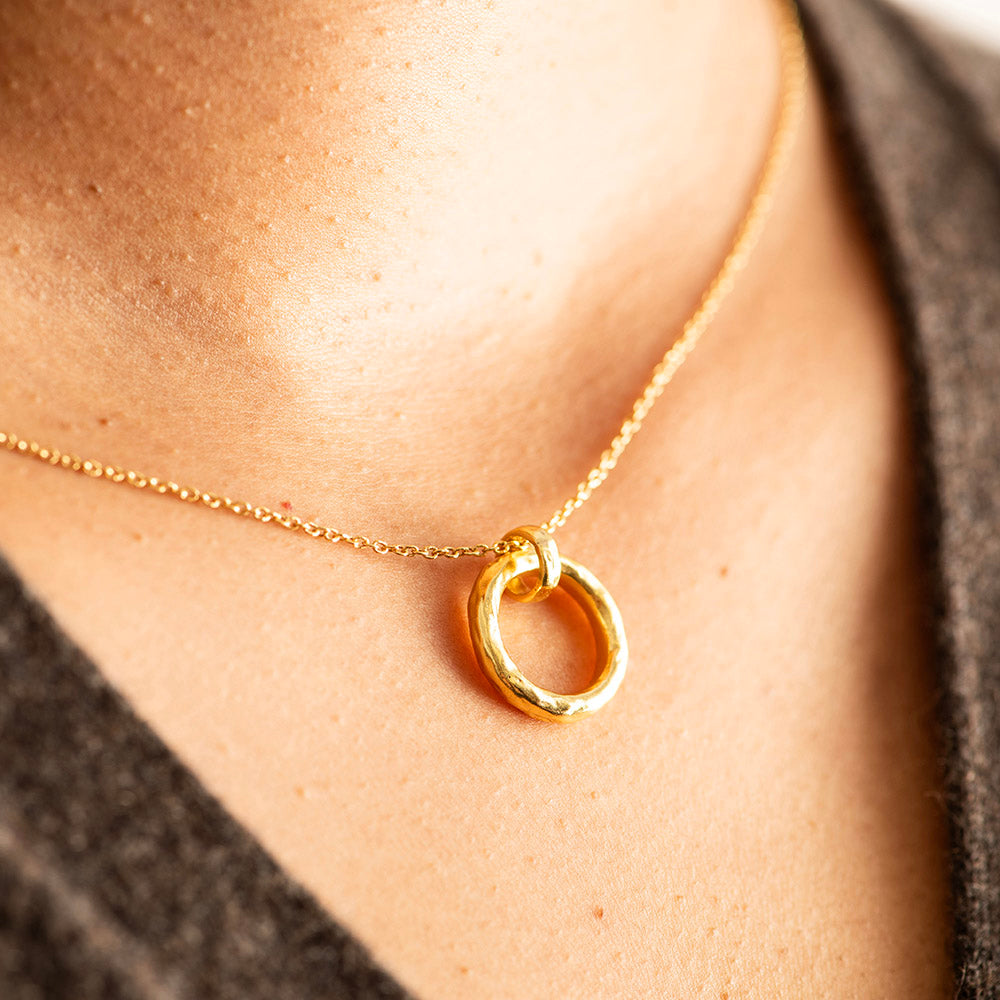 Hammered Charm Necklace Gold Plated